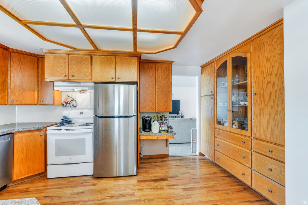 348 N LAKEVIEW AVE. Tooele, UT 84074