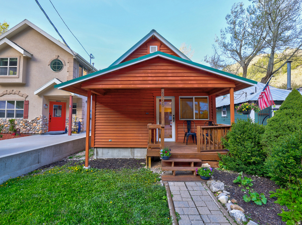 6758 FAIRFAX DR Provo, UT 84604