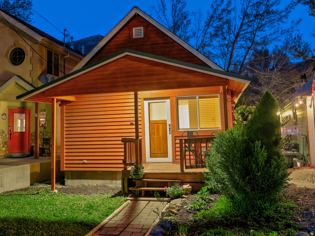 6758 FAIRFAX DR Provo, UT 84604