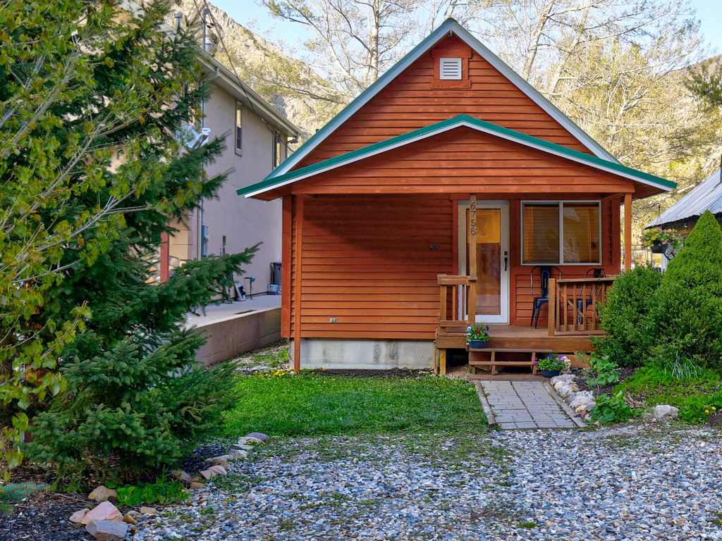 6758 FAIRFAX DR Provo, UT 84604