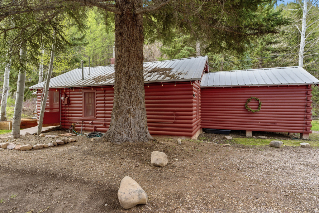 6631 PINE SPRINGS RD Kamas, UT 84036