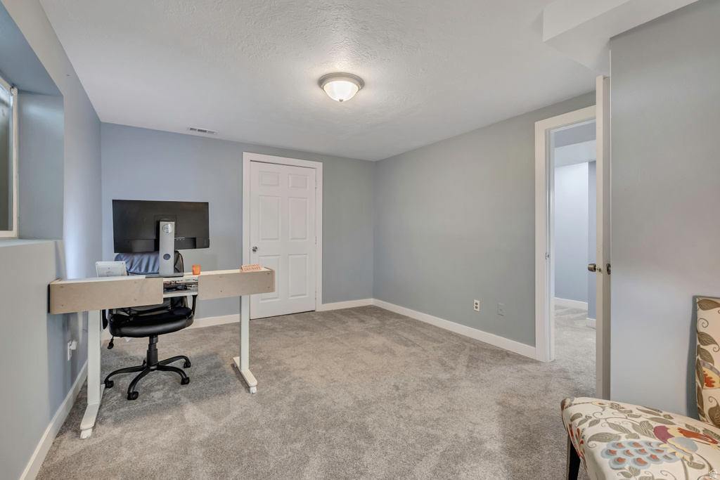 6621 S CYCLAMEN DR West Jordan, UT 84084