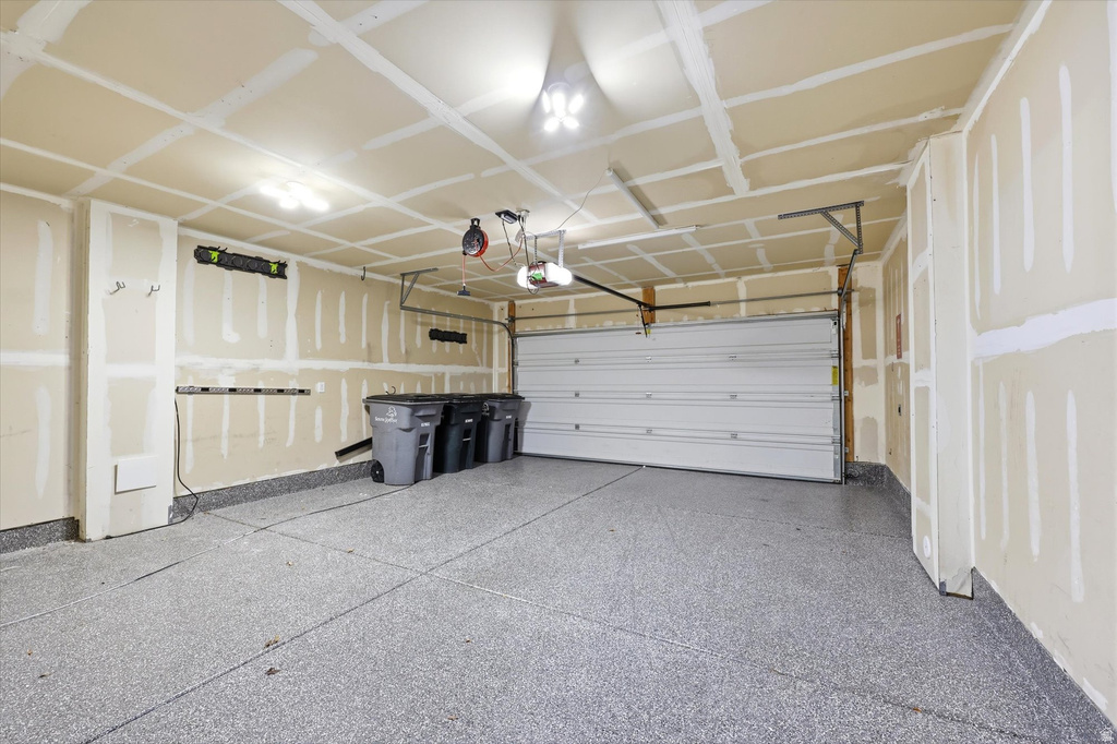 4563 W DAYBREAK RIM WAY South Jordan, UT 84009