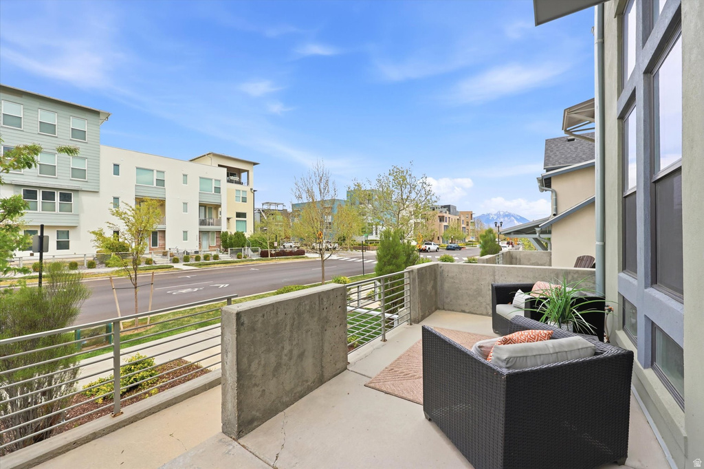 4563 W DAYBREAK RIM WAY South Jordan, UT 84009