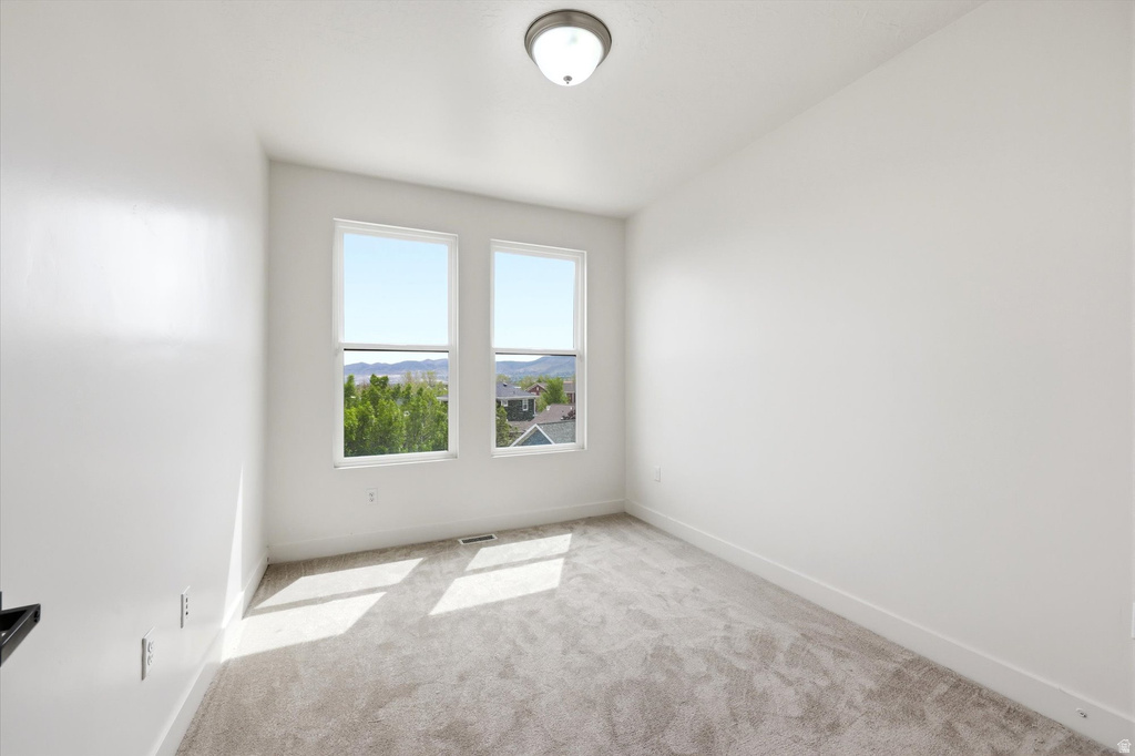 4563 W DAYBREAK RIM WAY South Jordan, UT 84009