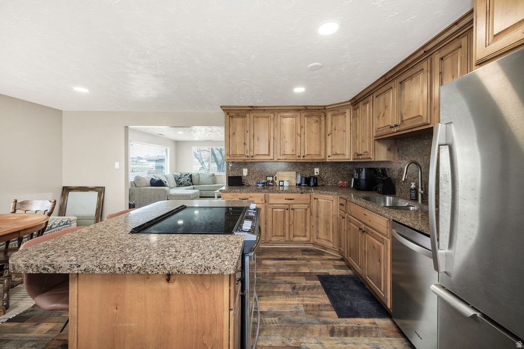 11700 N 9200 W Tremonton, UT 84337