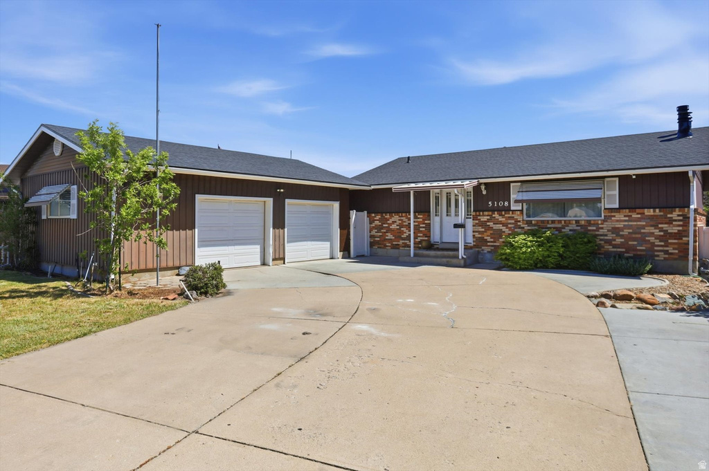 5108 S 2000 W Roy, UT 84067