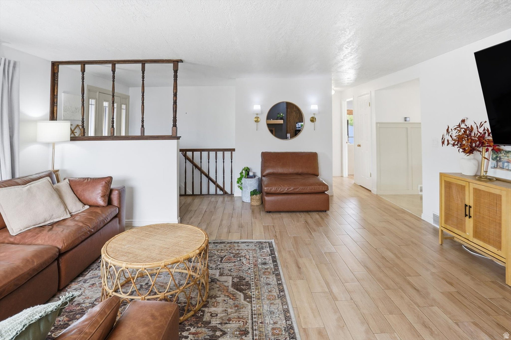 5108 S 2000 W Roy, UT 84067