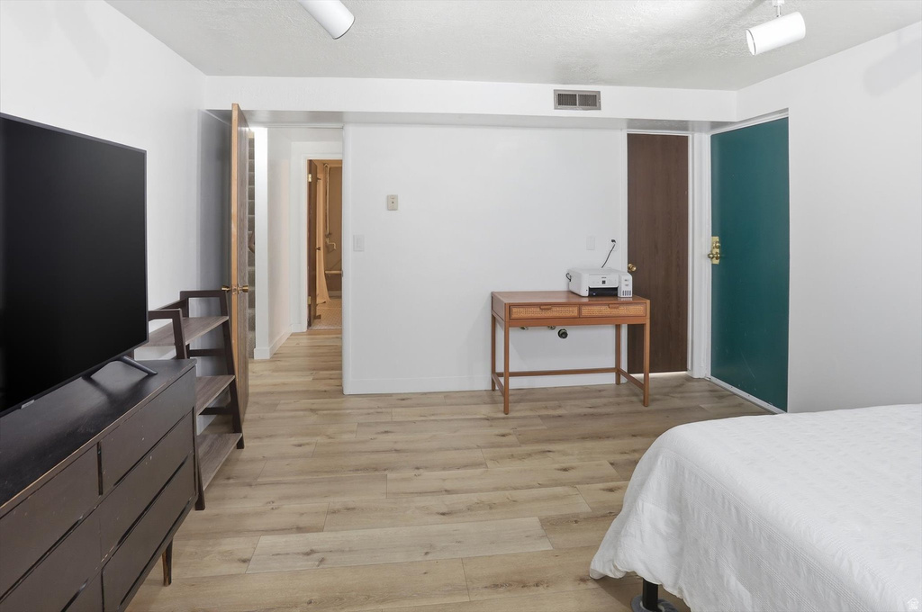 5108 S 2000 W Roy, UT 84067