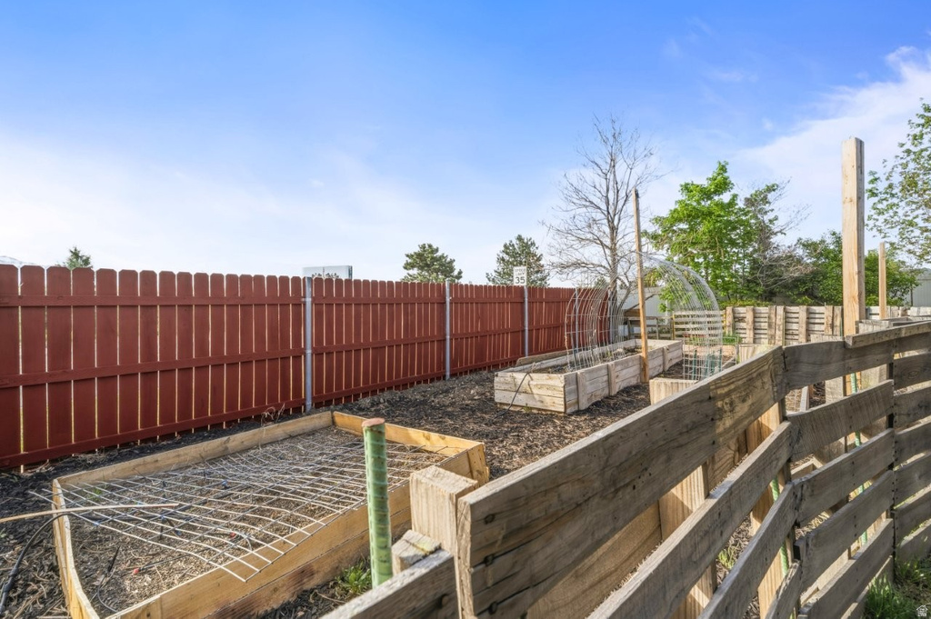 1639 W 4575 S Roy, UT 84067