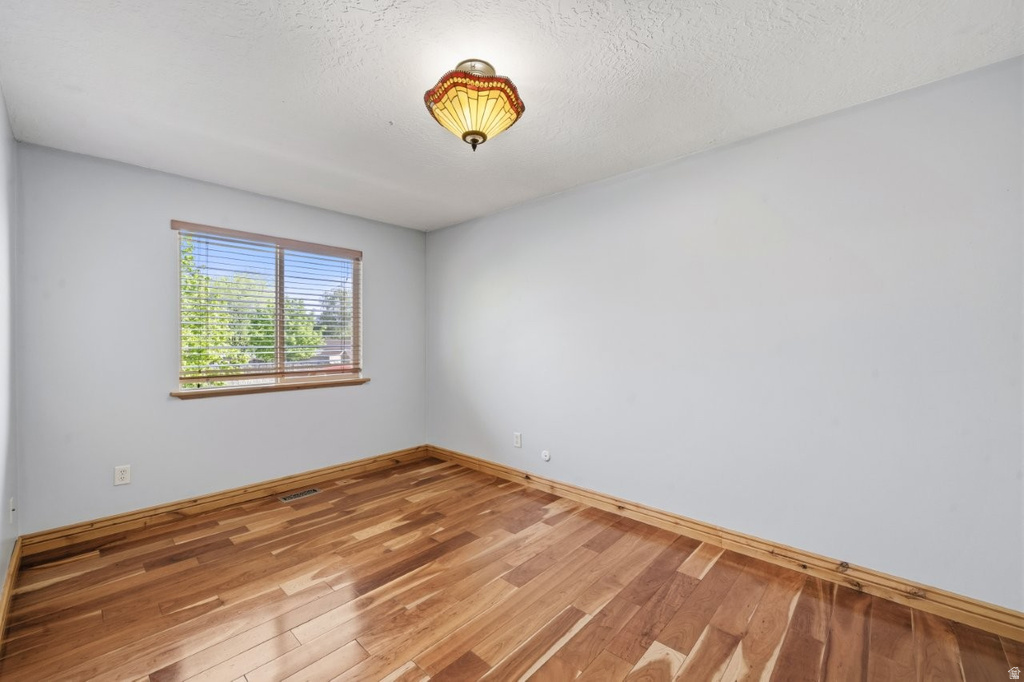 1639 W 4575 S Roy, UT 84067