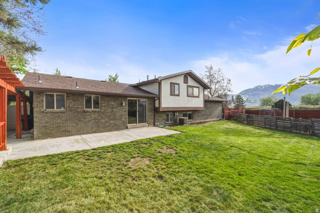 1639 W 4575 S Roy, UT 84067