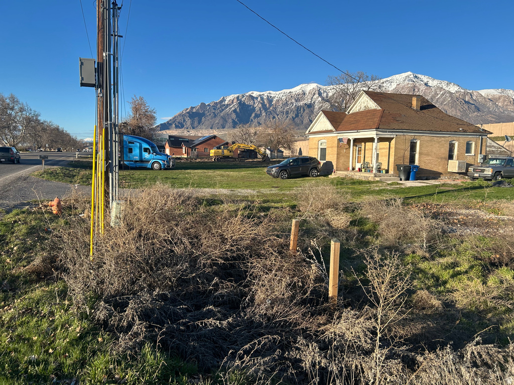 2706 N 2000 W Farr West, UT 84404
