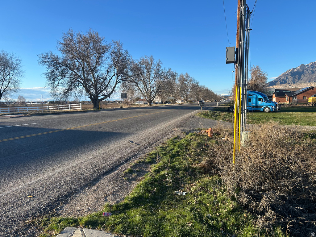 2706 N 2000 W Farr West, UT 84404