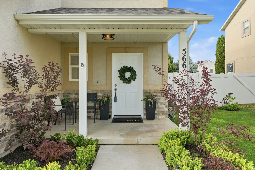 566 W 1875 S Lehi, UT 84043