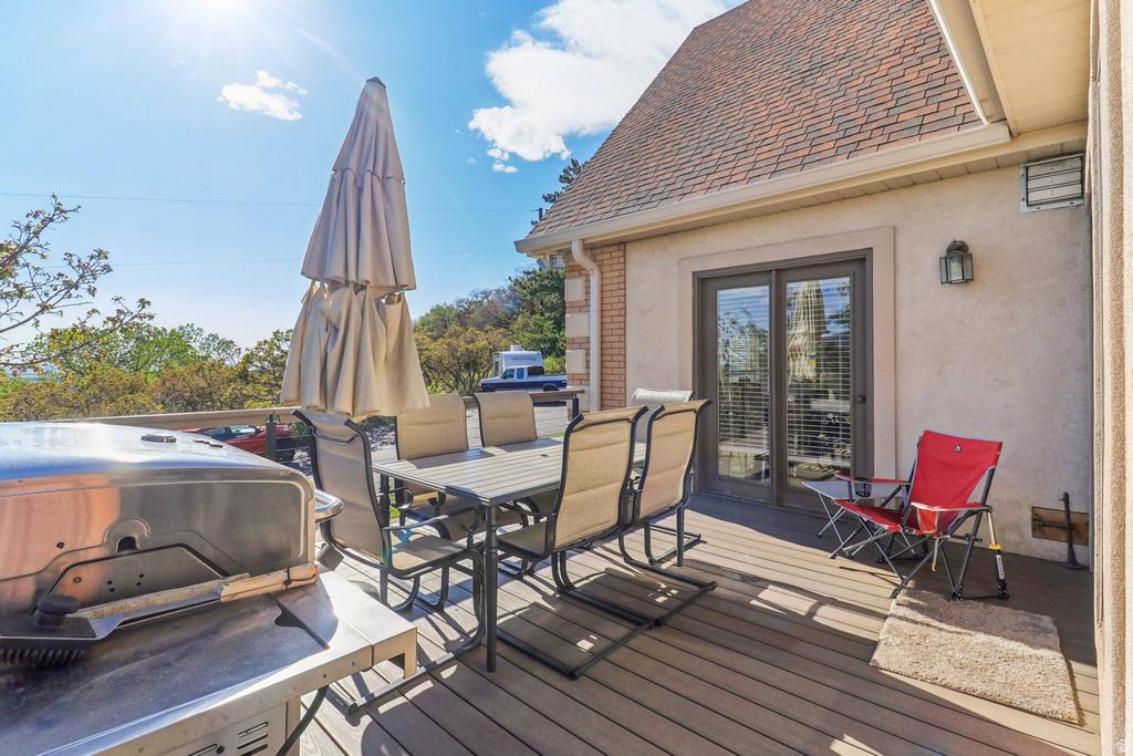 2686 E BONNEVILLE TERRACE DR South Ogden, UT 84403