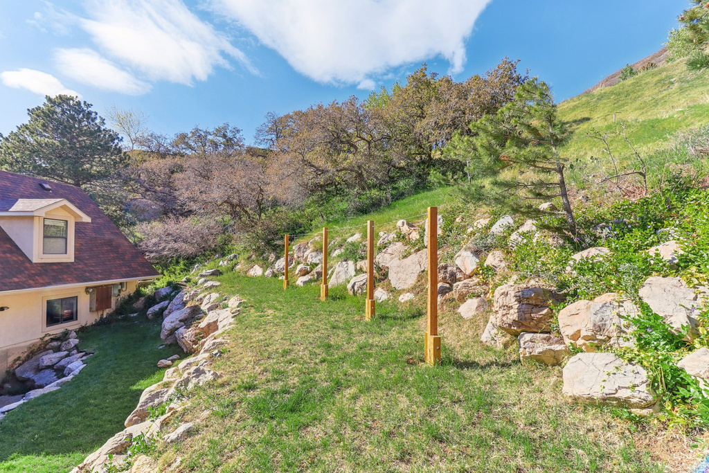 2686 E BONNEVILLE TERRACE DR South Ogden, UT 84403