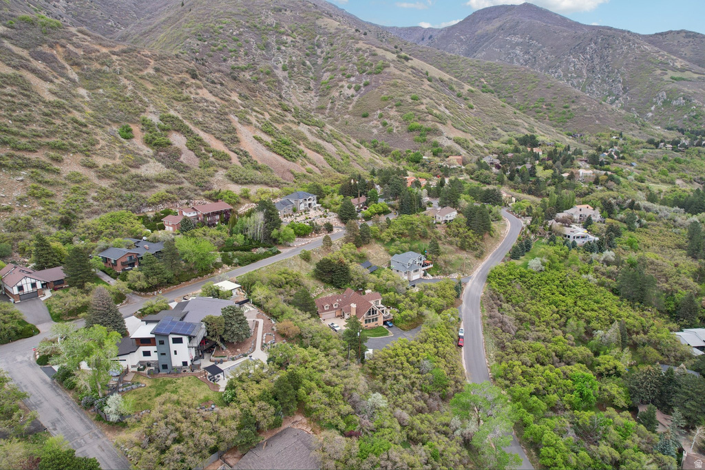 2686 E BONNEVILLE TERRACE DR South Ogden, UT 84403