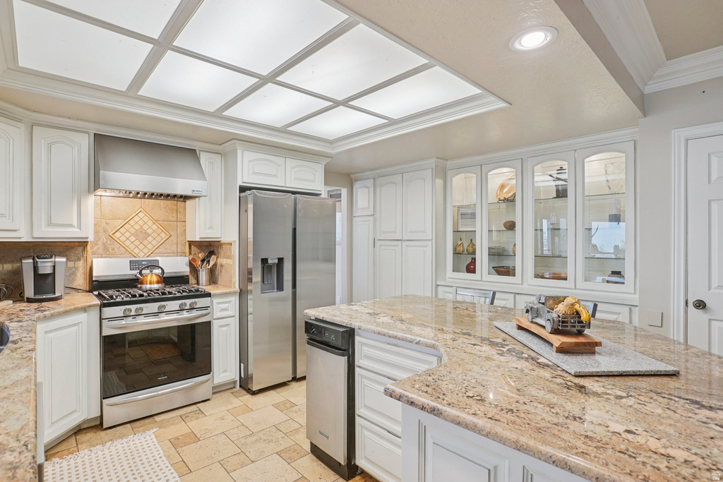 2686 E BONNEVILLE TERRACE DR South Ogden, UT 84403