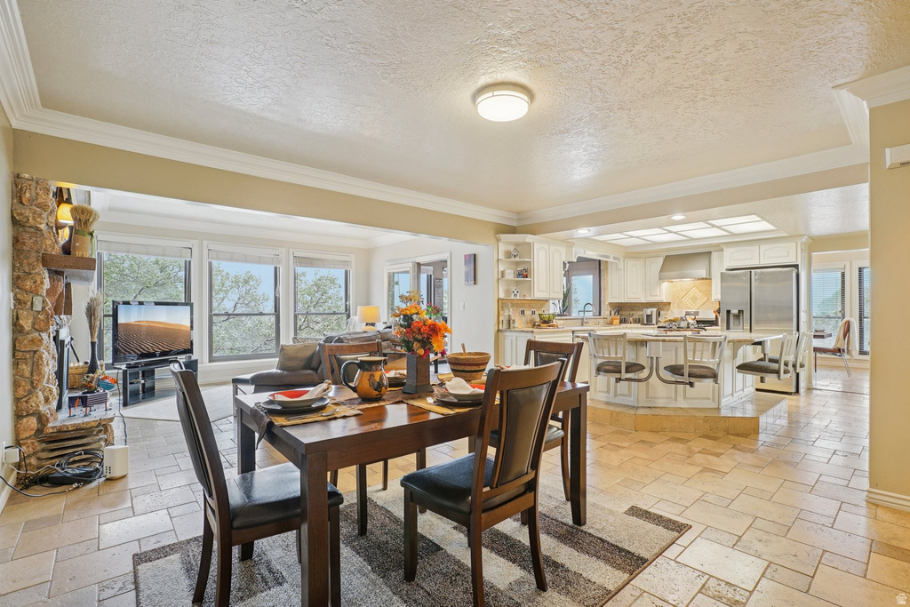 2686 E BONNEVILLE TERRACE DR South Ogden, UT 84403