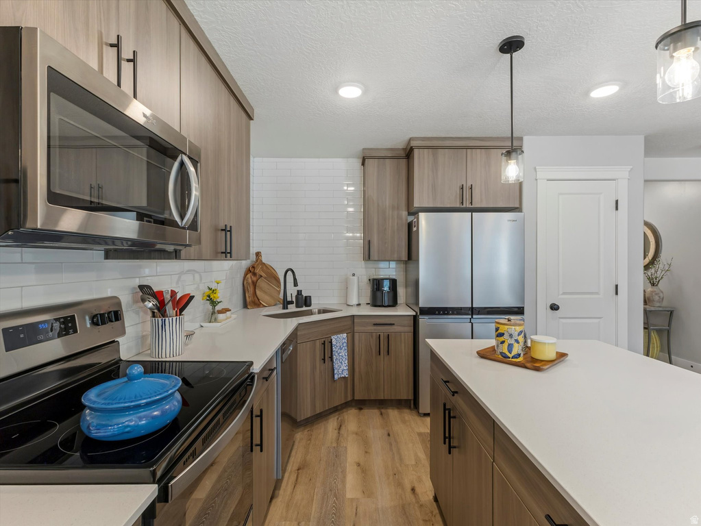 3047 S OLD EMIGRANT RD #C Syracuse, UT 84075