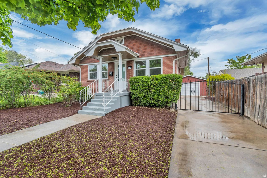 771 E RAMONA AVE Salt Lake City, UT 84105