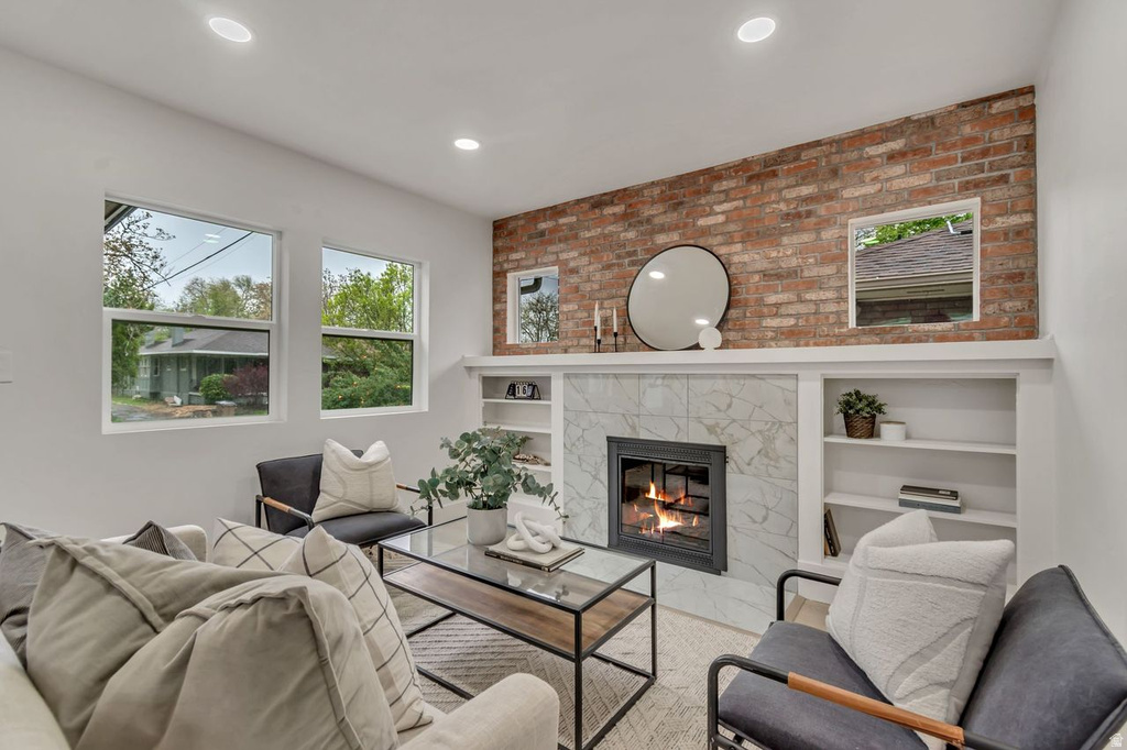 771 E RAMONA AVE Salt Lake City, UT 84105