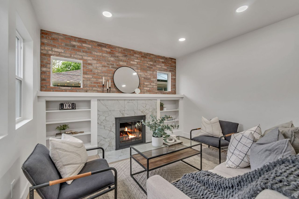 771 E RAMONA AVE Salt Lake City, UT 84105