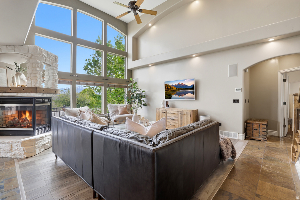 5526 W EMMELINE DR Herriman, UT 84096