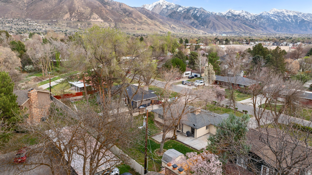 1889 E 4675 S Holladay, UT 84117