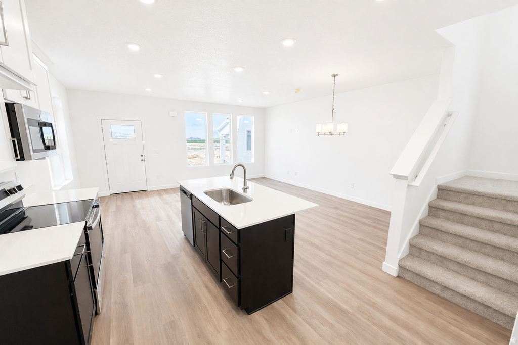 869 S MATHILDA DR #245 Saratoga Springs, UT 84045