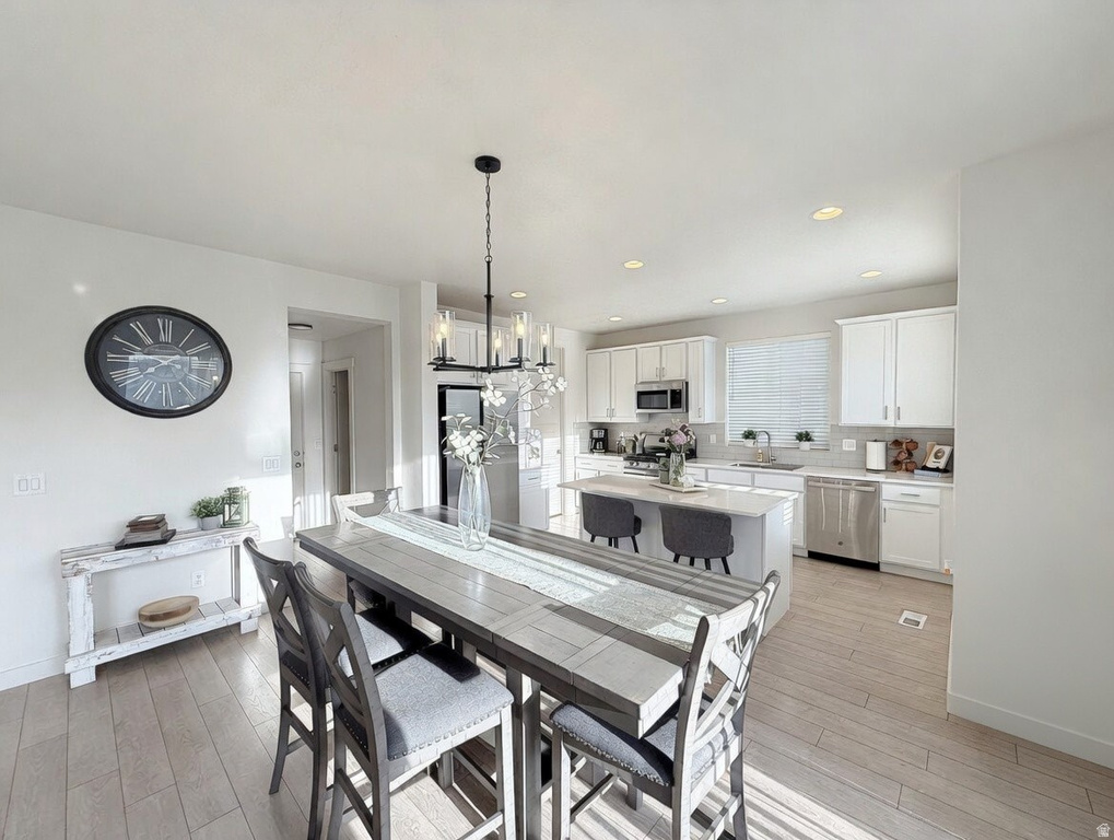 2636 S SINBAD WAY Magna, UT 84044