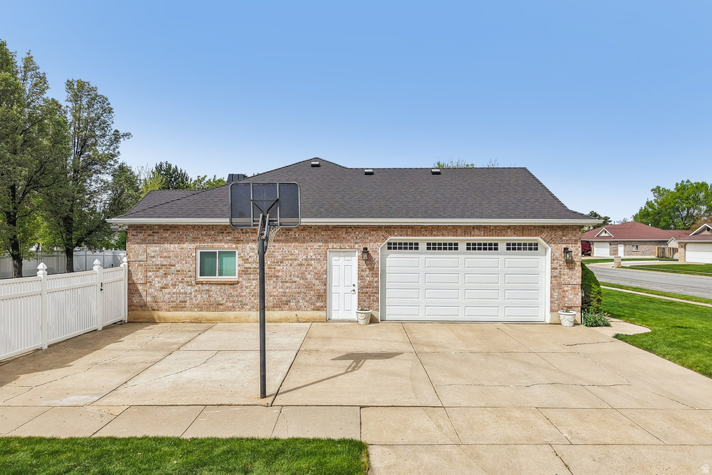2764 E 25 S Layton, UT 84040