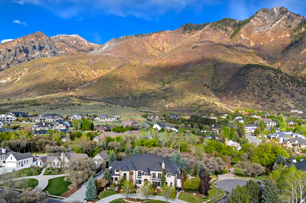 602 N QUAIL HOLLOW LN Alpine, UT 84004