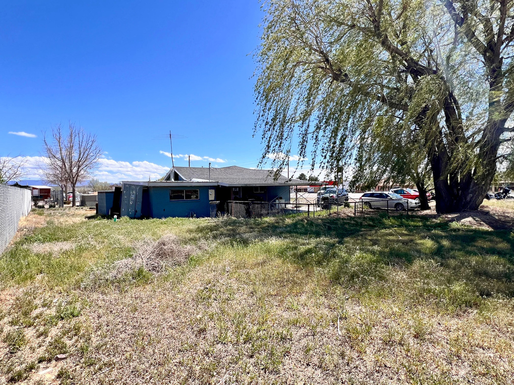 665 E MAIN ST Wellington, UT 84542