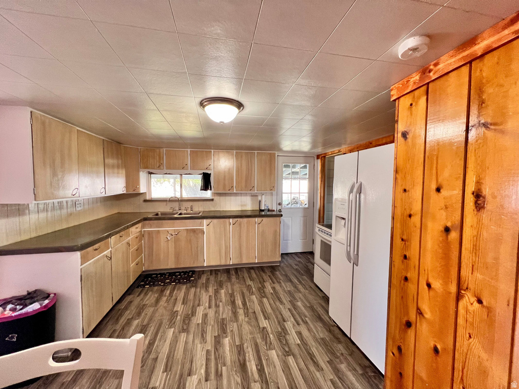 665 E MAIN ST Wellington, UT 84542