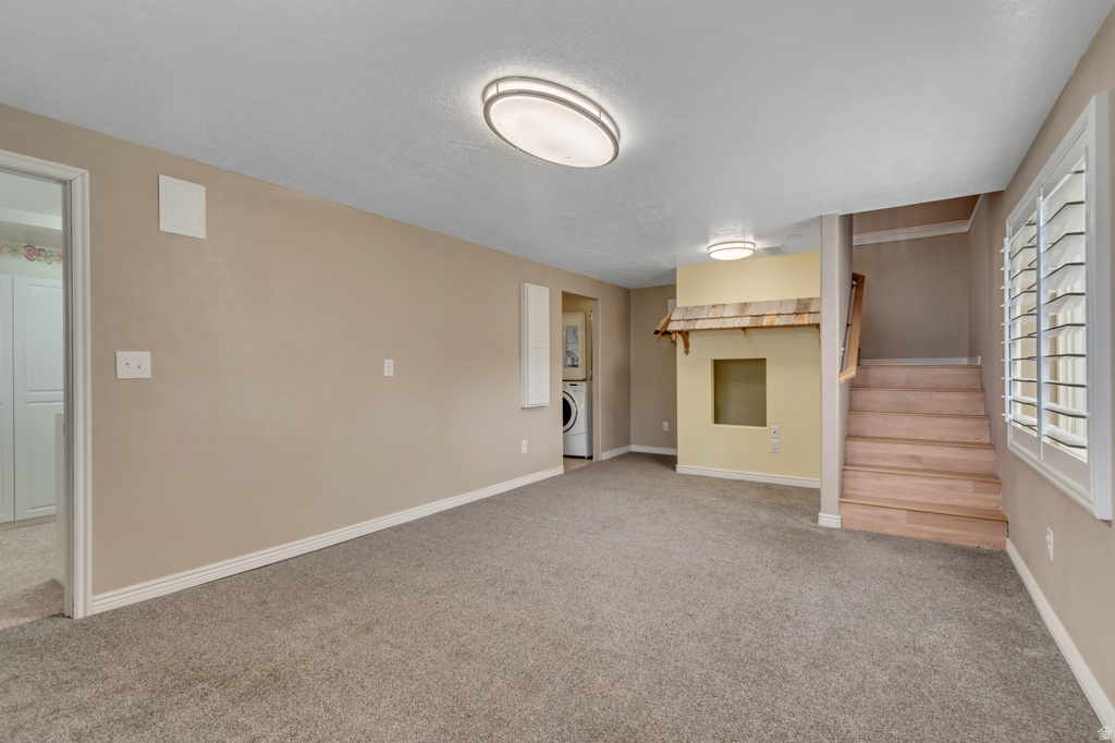 634 N ADAMSWOOD RD Layton, UT 84040