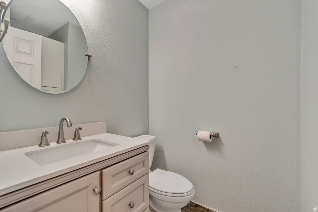 634 N ADAMSWOOD RD Layton, UT 84040