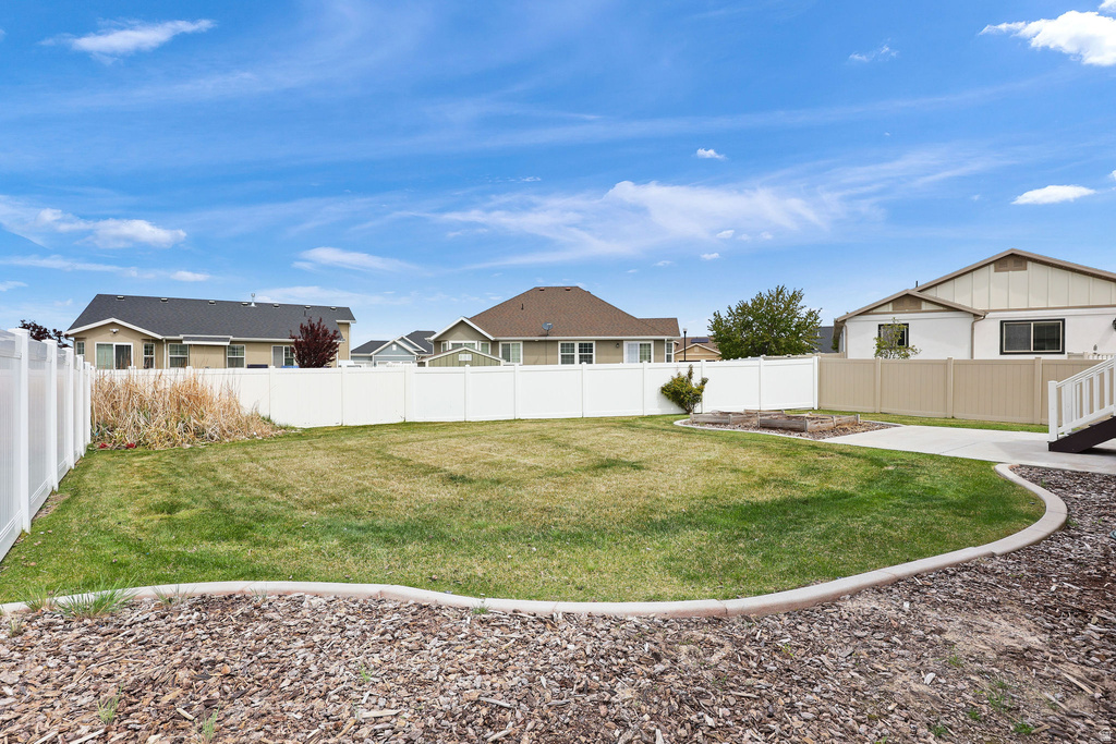 3808 W HOODED CRANE LN Clinton, UT 84015