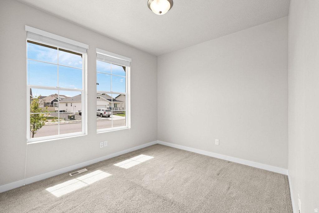 3808 W HOODED CRANE LN Clinton, UT 84015
