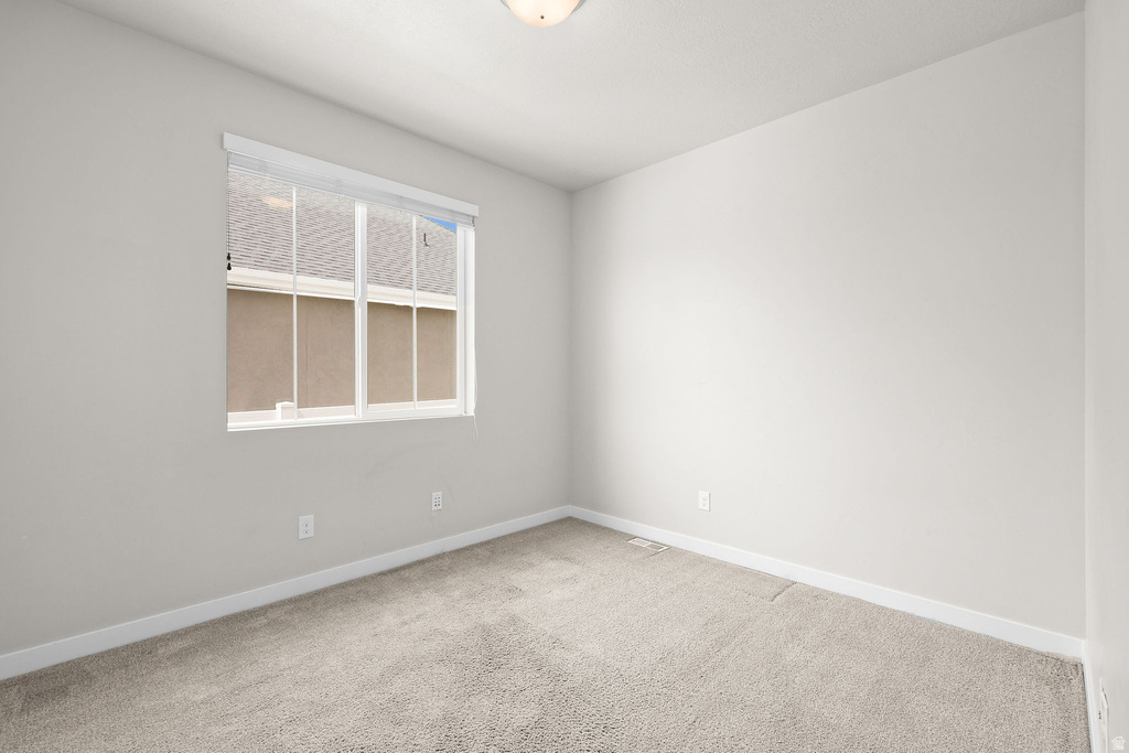 3808 W HOODED CRANE LN Clinton, UT 84015