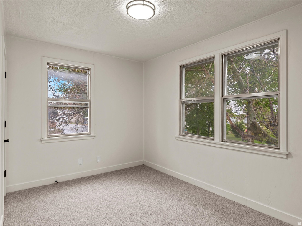 3885 GRANDVIEW DR Ogden, UT 84403