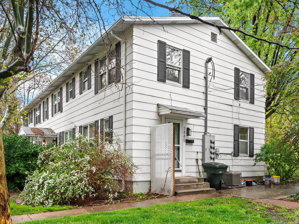 3885 GRANDVIEW DR Ogden, UT 84403