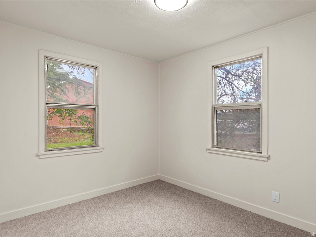 3885 GRANDVIEW DR Ogden, UT 84403