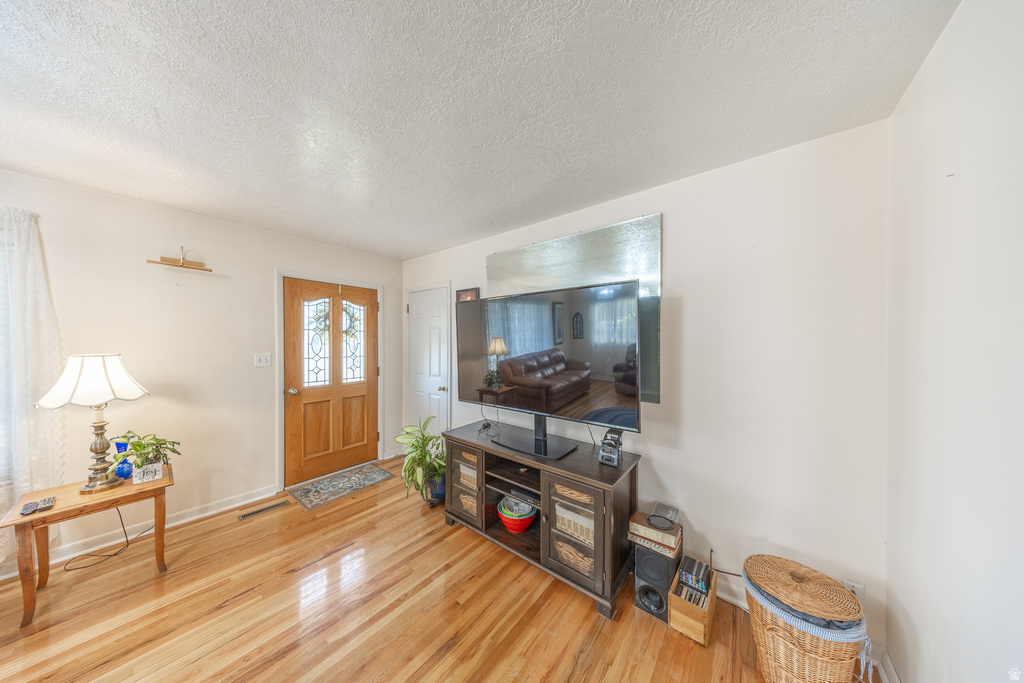 1887 W MYERS LN Riverton, UT 84065