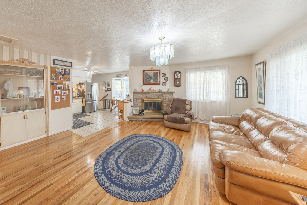 1887 W MYERS LN Riverton, UT 84065