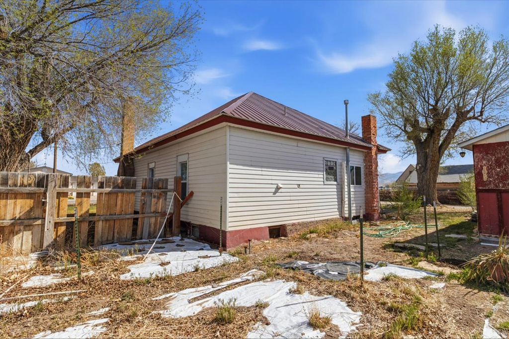 135 W 200 N Centerfield, UT 84622