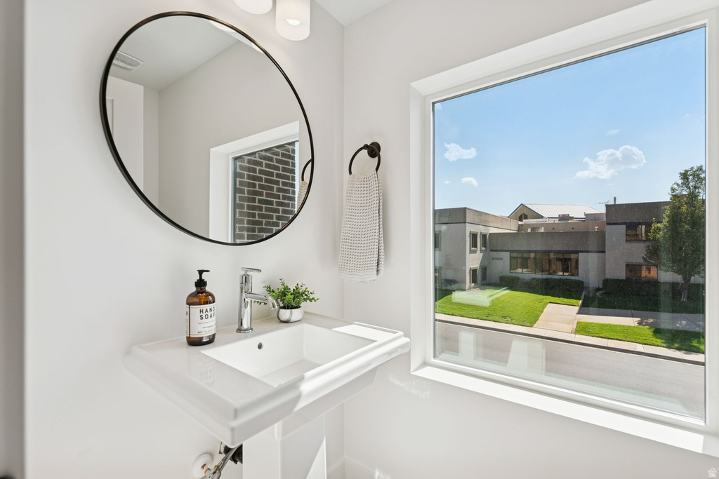 41 E 200 N #6 Bountiful, UT 84010