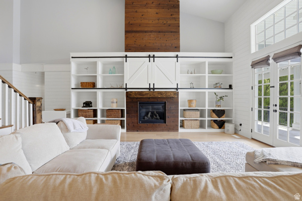 1229 W PEACOCK MIDGE DR Bluffdale, UT 84065