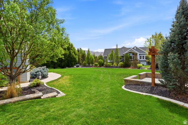 1229 W PEACOCK MIDGE DR Bluffdale, UT 84065